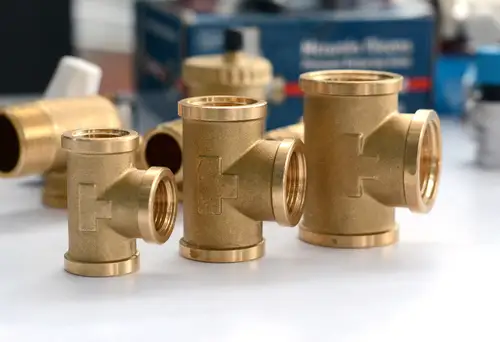 Тройник латунный